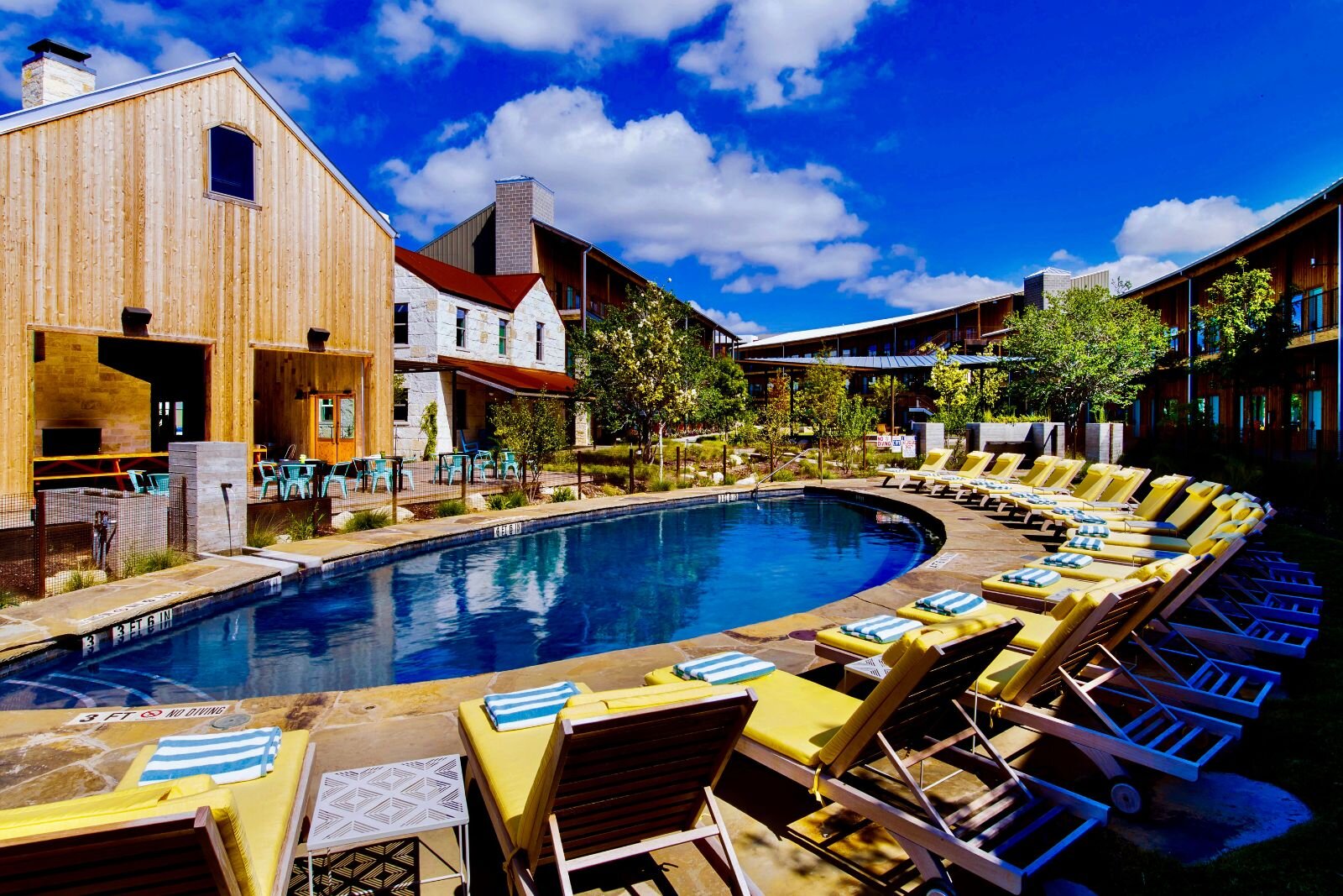 Courtyard at Lone Star Court
