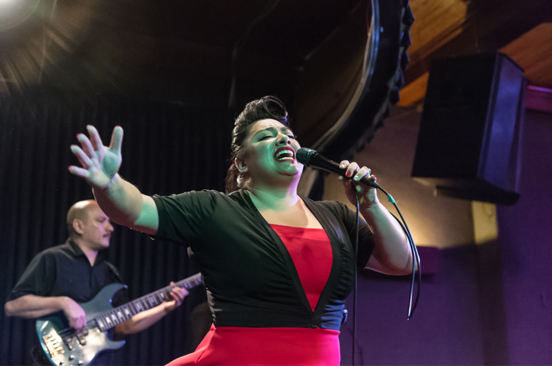 Aurora Bleu - Live Music at the Water Trough