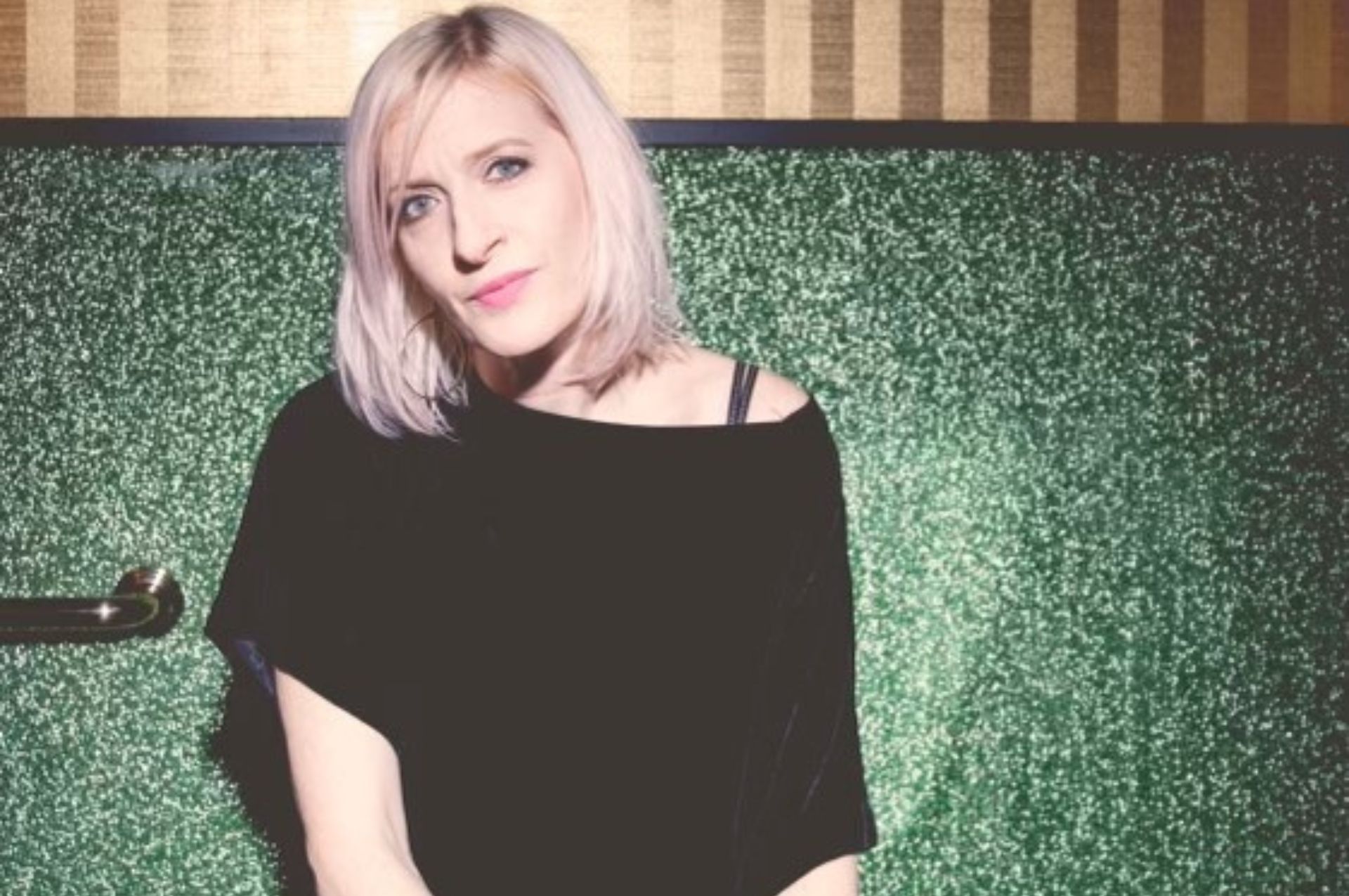 Hilary York - Live Music at the Water Trough