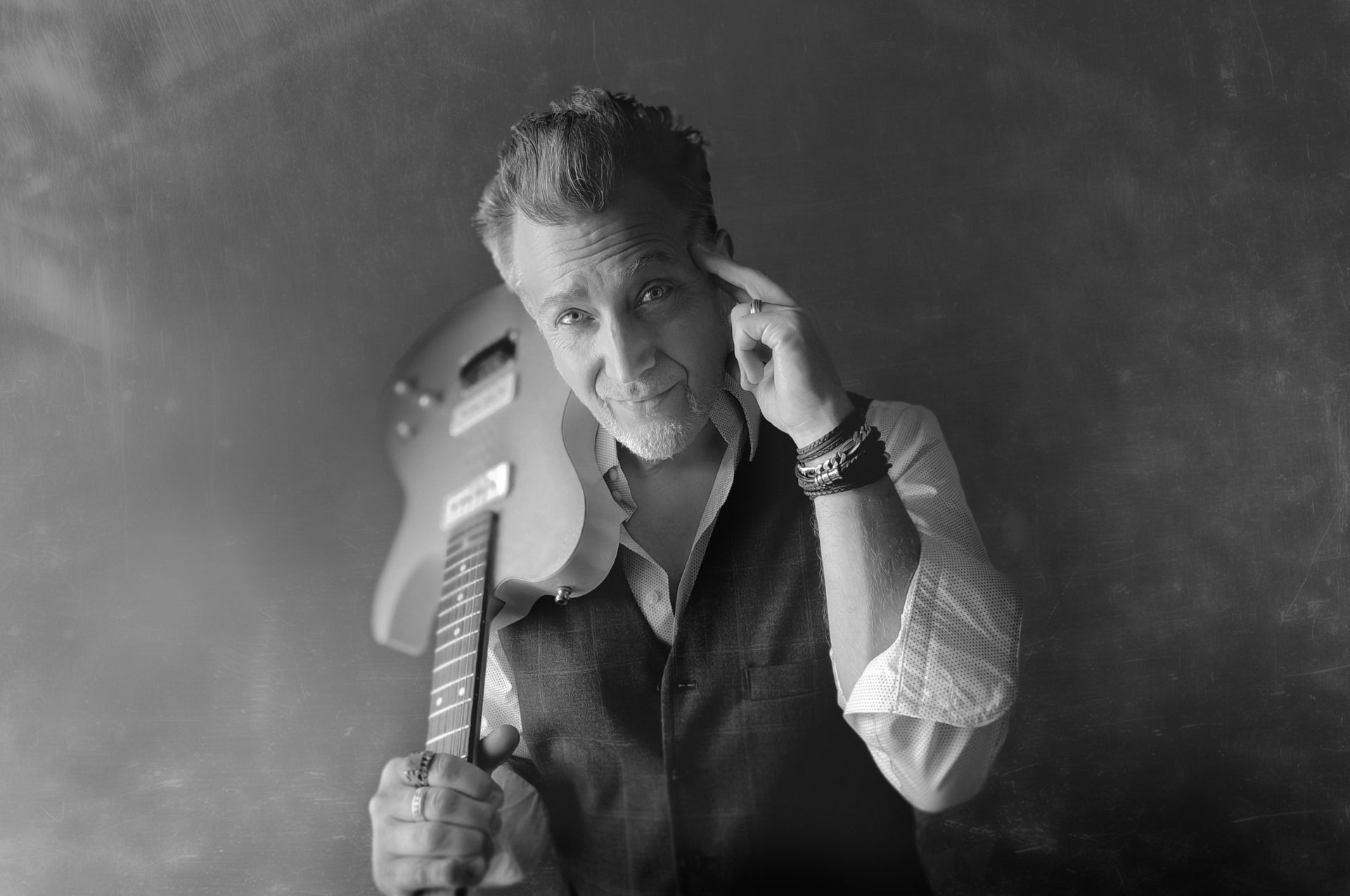 Woody Russell - Live Music at the Water Trough